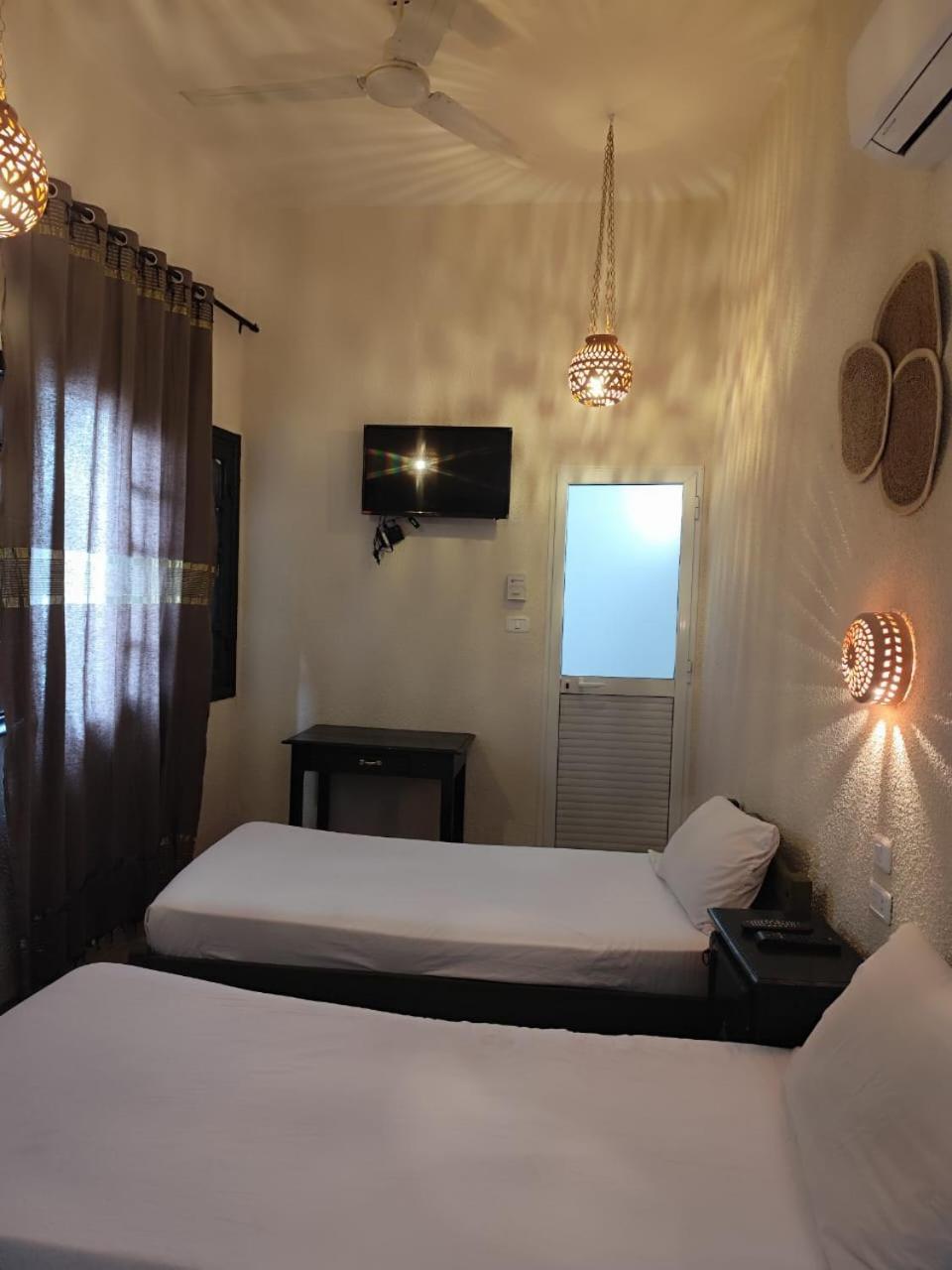 Hotel Ayachi Туніс Екстер'єр фото